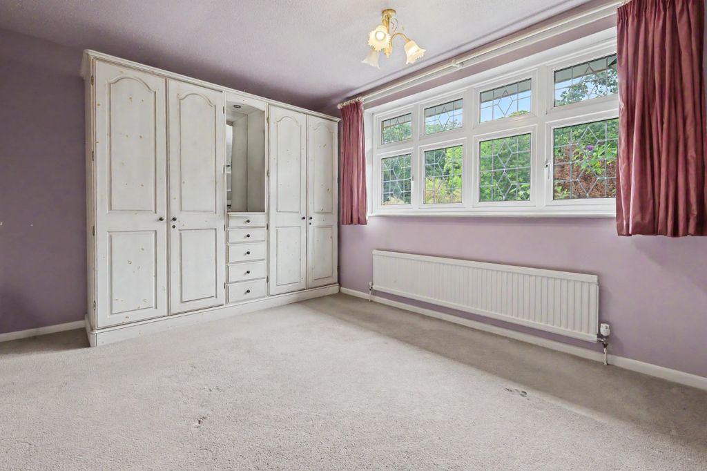 Property photo 3 of 23 4768576