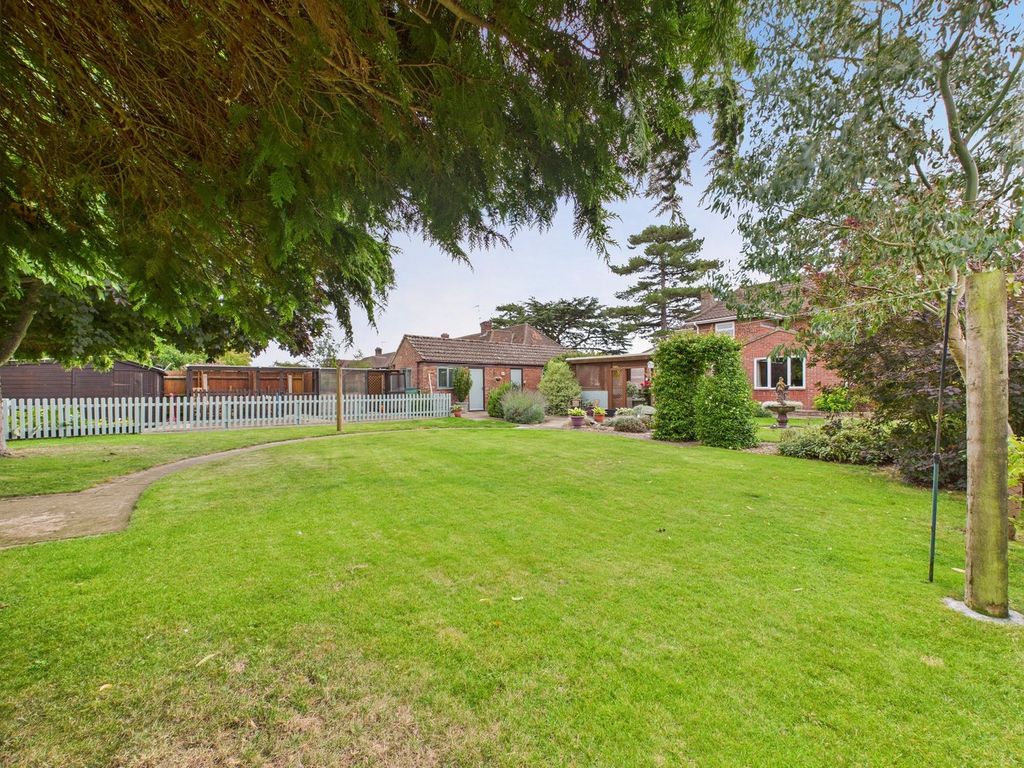 Property photo 3 of 25