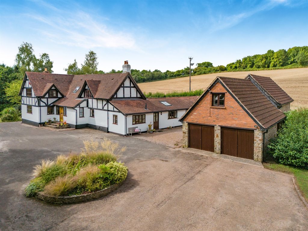 Property photo 1 of 30