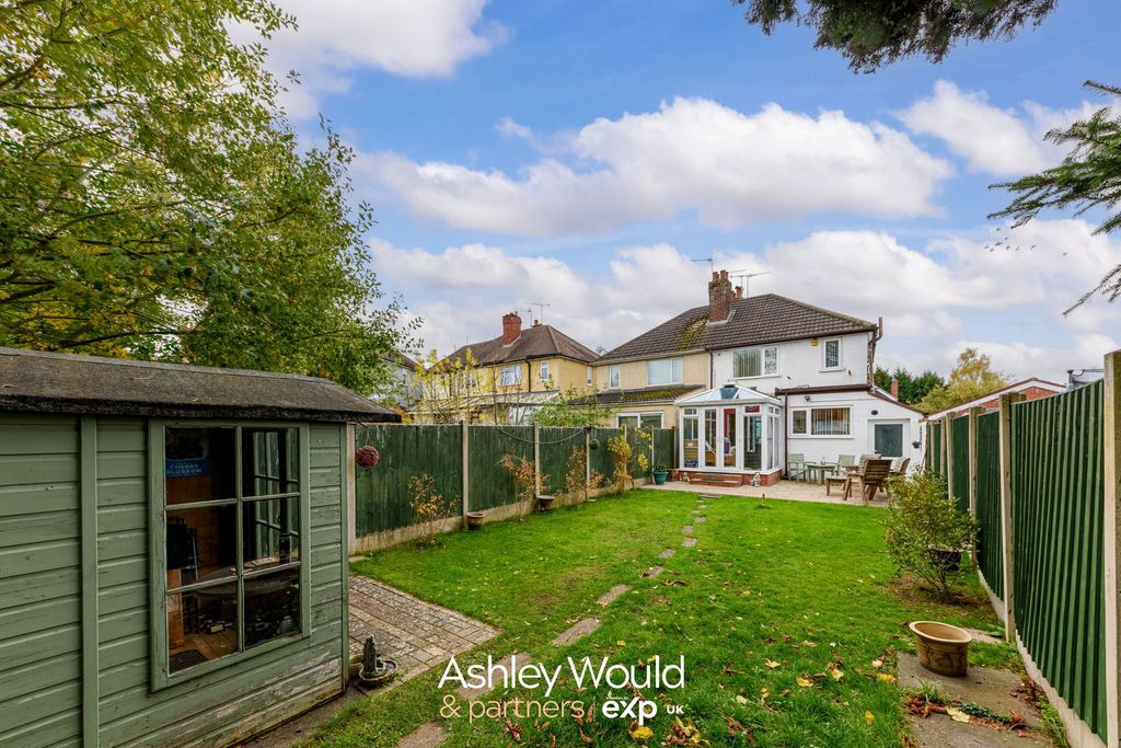 Property photo 2 of 17