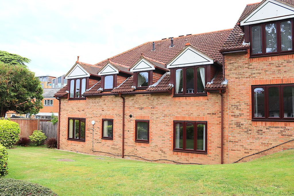 Property photo 2 of 14