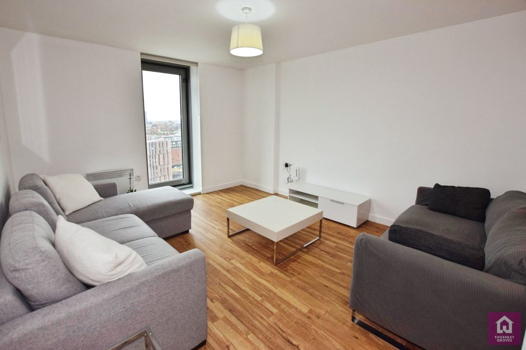 Property photo 3 of 25 Picture No. 15