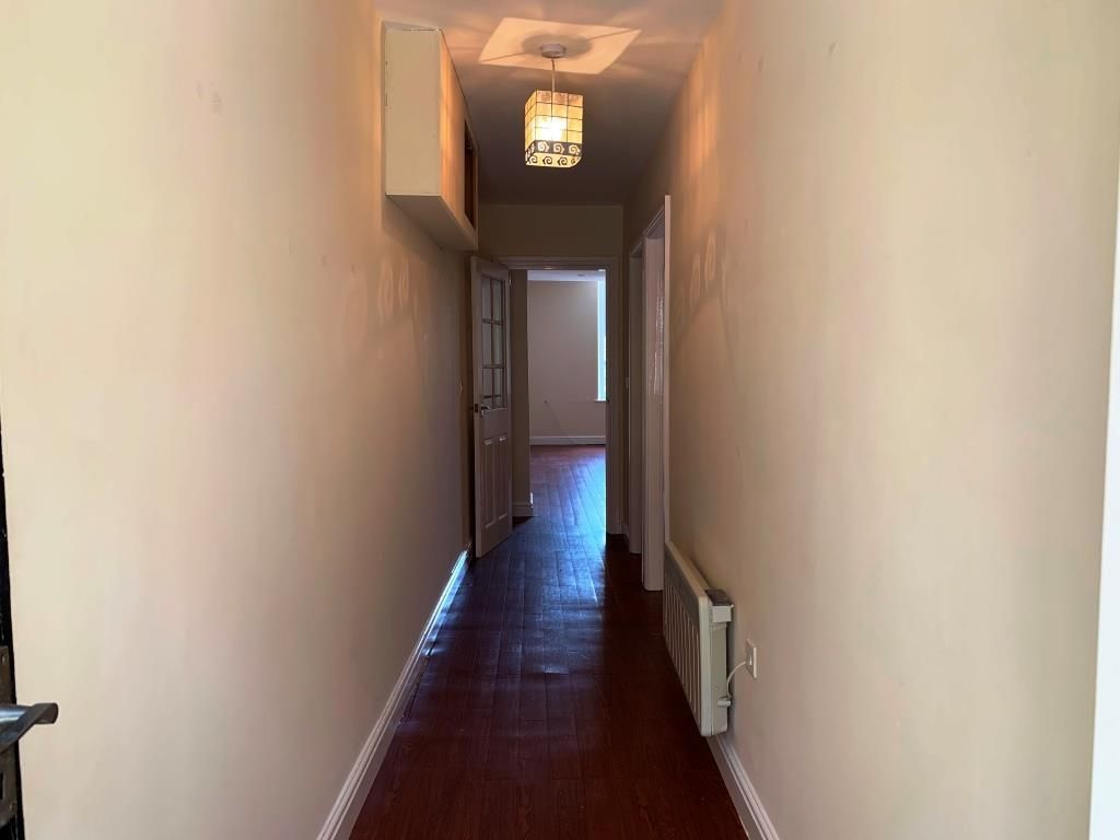 Property photo 3 of 9 37E Market St-03.Jpg