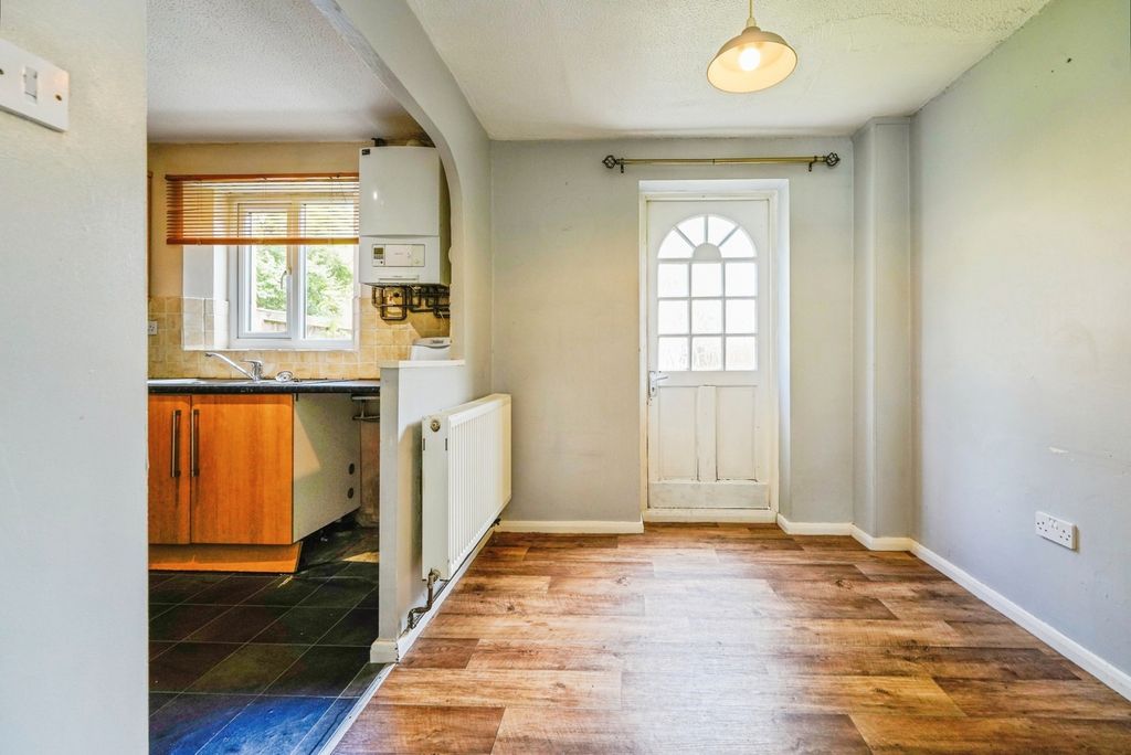 Property photo 2 of 14 Pbox-Img.Jpg