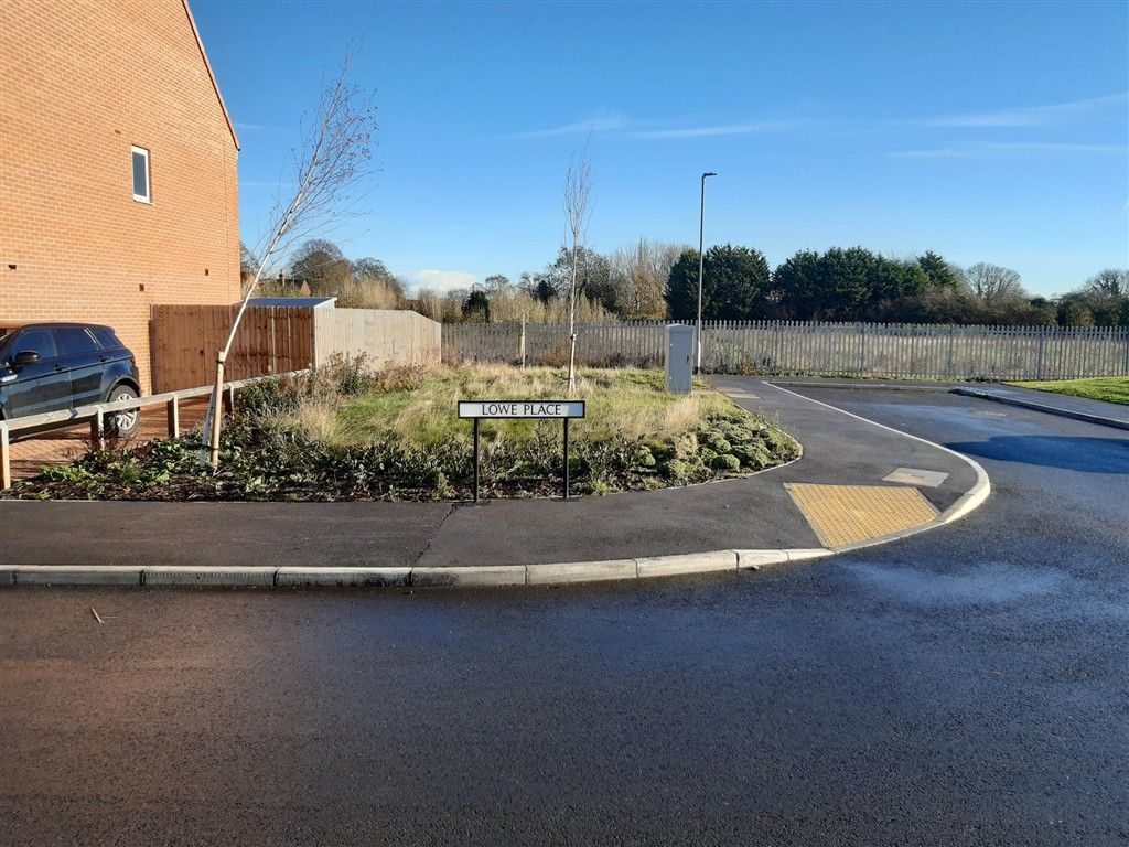 Property photo 2 of 5