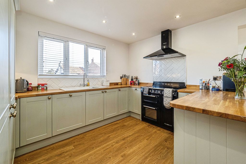 Property photo 3 of 29