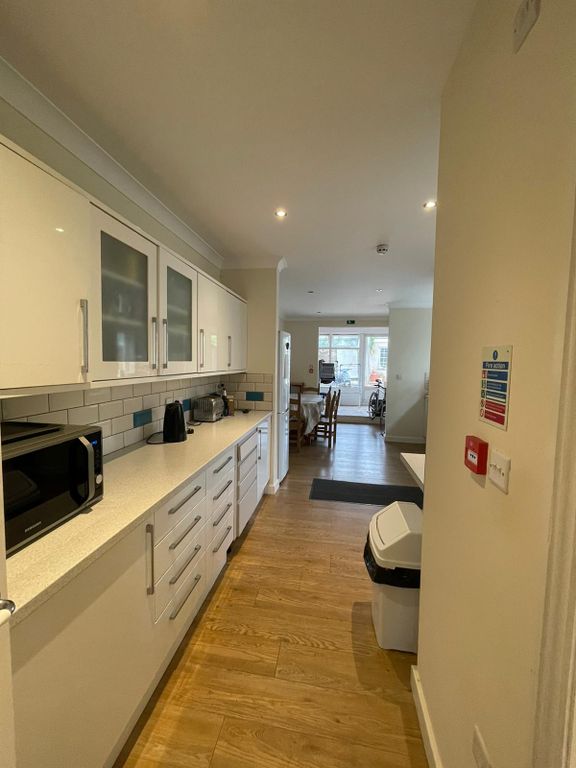 Property photo 3 of 4