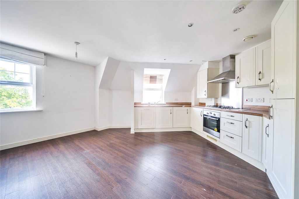 Property photo 3 of 8 Picture No. 04