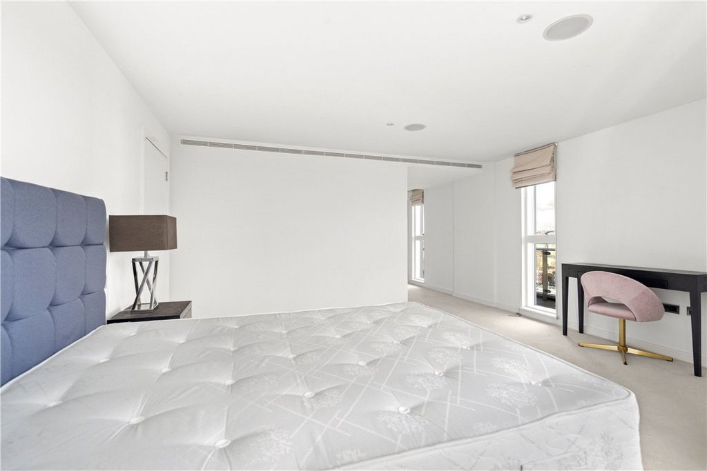 Property photo 3 of 30 Picture No. 11