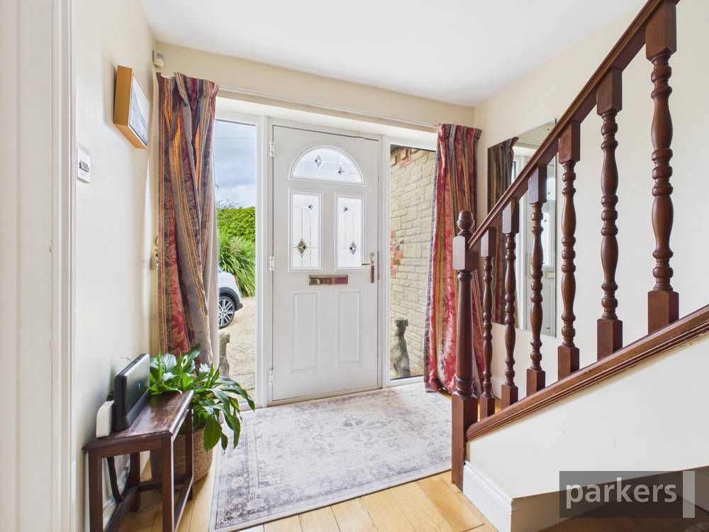 Property photo 2 of 29 Entrance Hallway