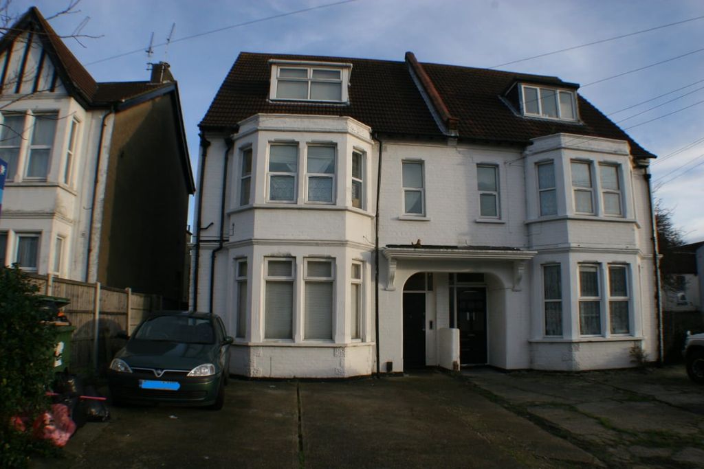 Property photo 1 of 4