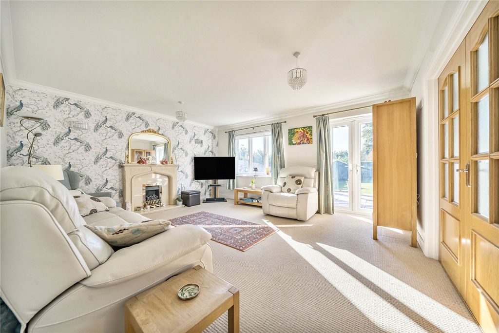 Property photo 2 of 26 Picture No. 25