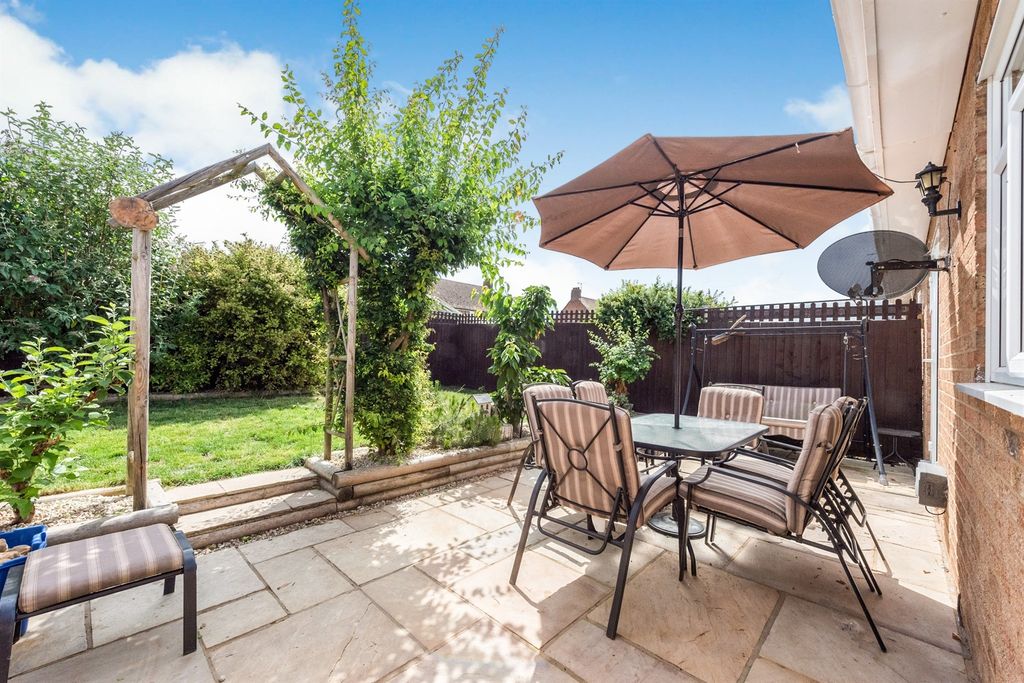 Property photo 2 of 15