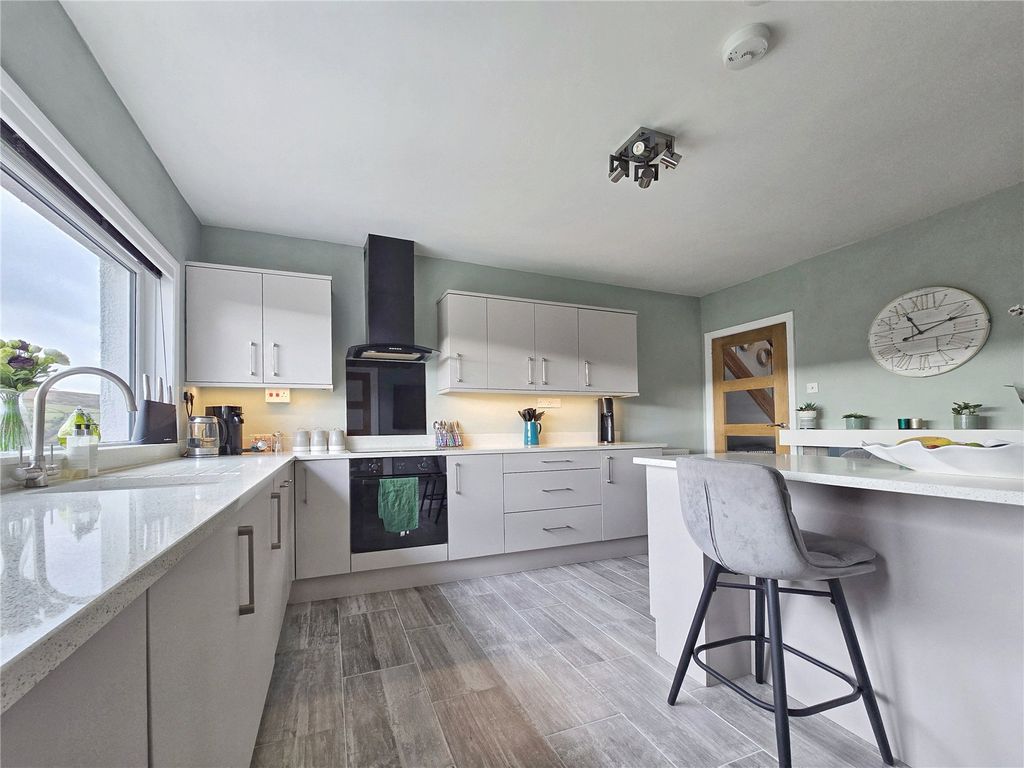Property photo 3 of 46 Kitchen Diner