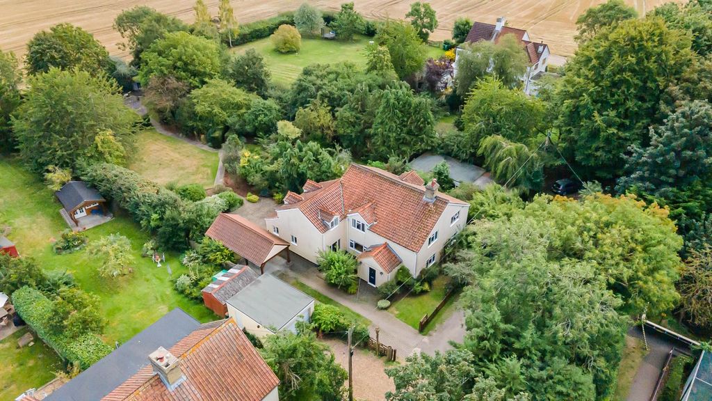 Property photo 1 of 32 76_19733.Jpg