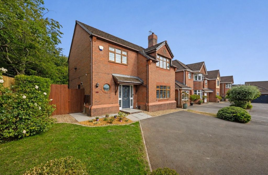 Property photo 2 of 56