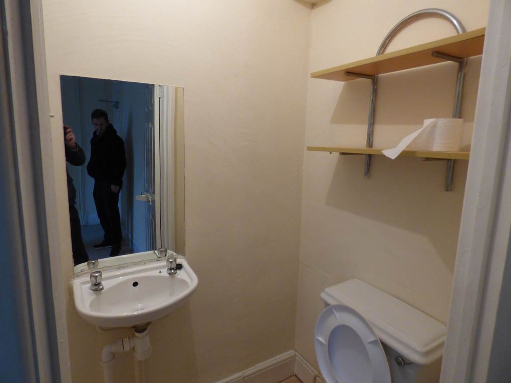 Property photo 2 of 5 Shower Room