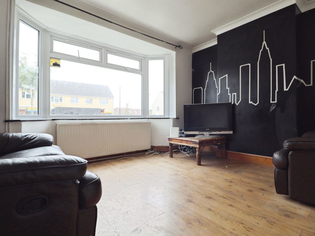 Property photo 2 of 17