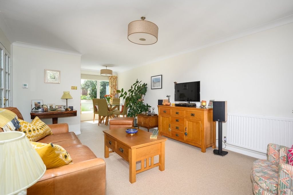 Property photo 3 of 14