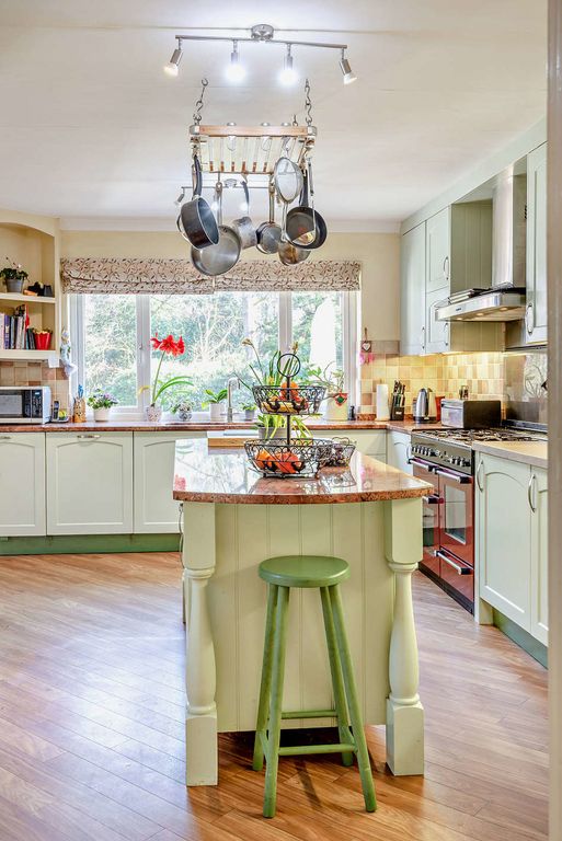 Additional image 37 of 5 bed detached house for saleBirches Lane, Gomshall GU5