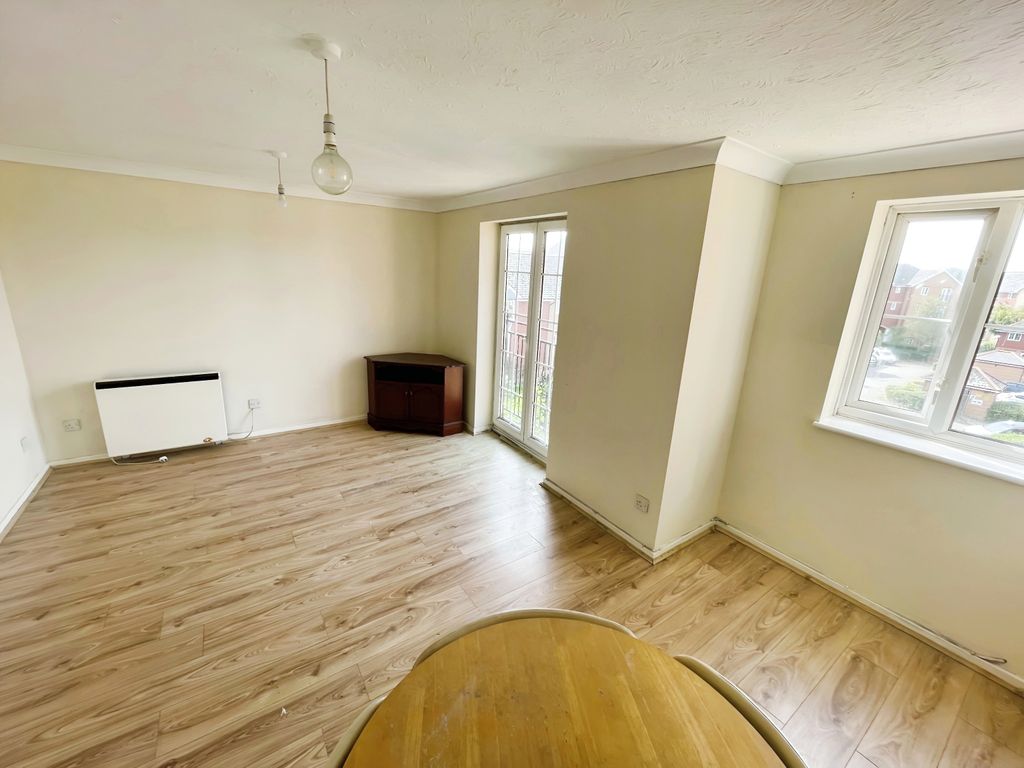 Property photo 3 of 10 Image