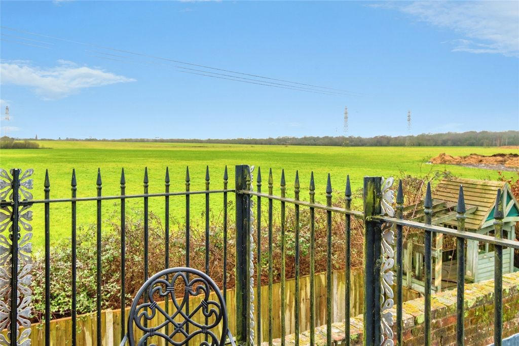 Property photo 3 of 31 Picture No. 31