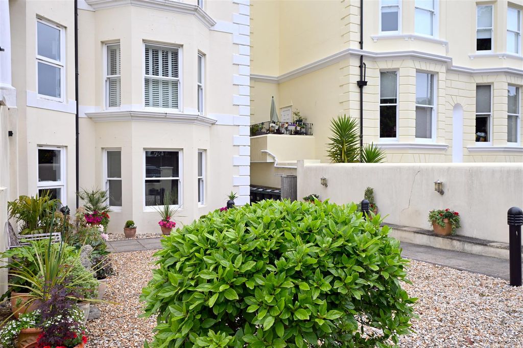 Property photo 2 of 15 Front Elevation