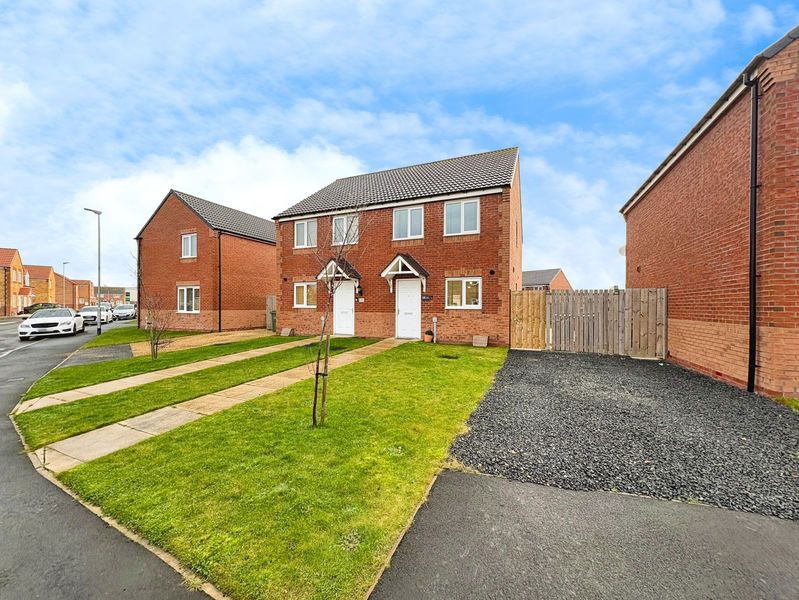 Property photo 1 of 13 Photo 12