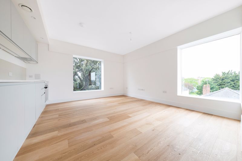 Property photo 1 of 13 Openplan Living Area