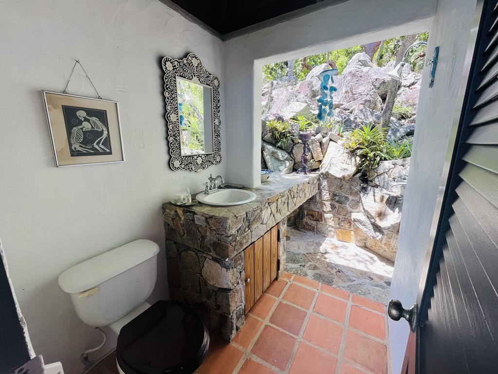 Property photo 2 of 30