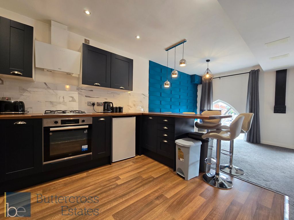 Property photo 2 of 13 Kitchen