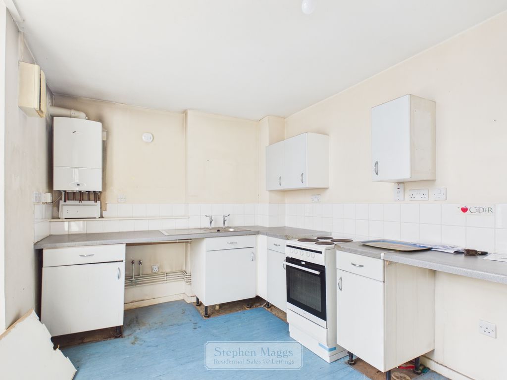 Property photo 3 of 10 Photo 8