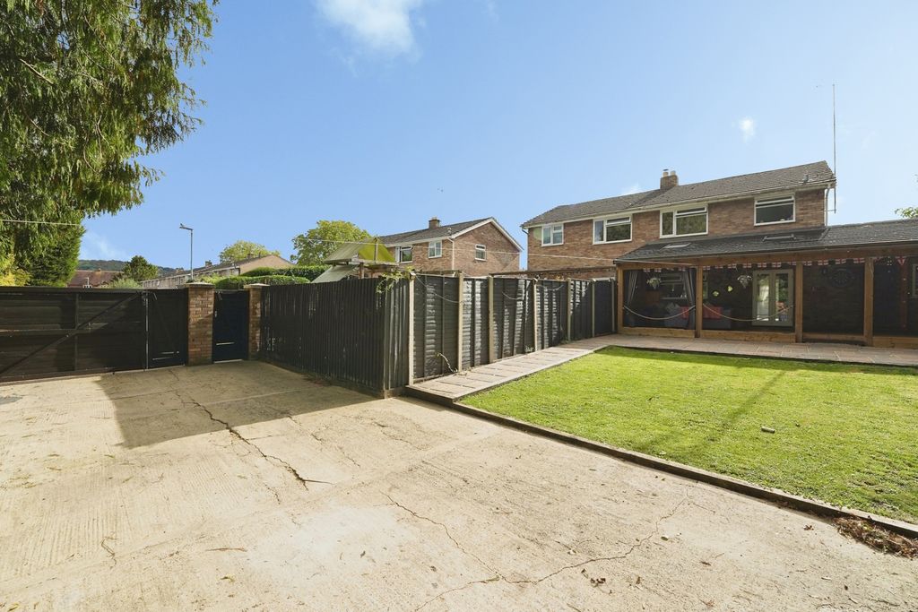 Property photo 2 of 23 Pbox-Img.Jpg