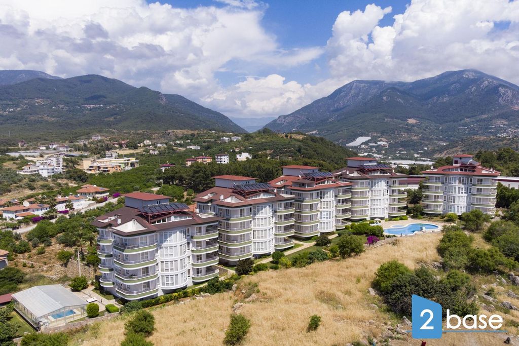 Property photo 1 of 48