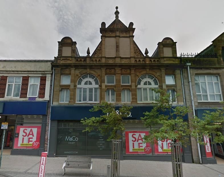 Property photo 1 of 10 Mackays Front Building.Png