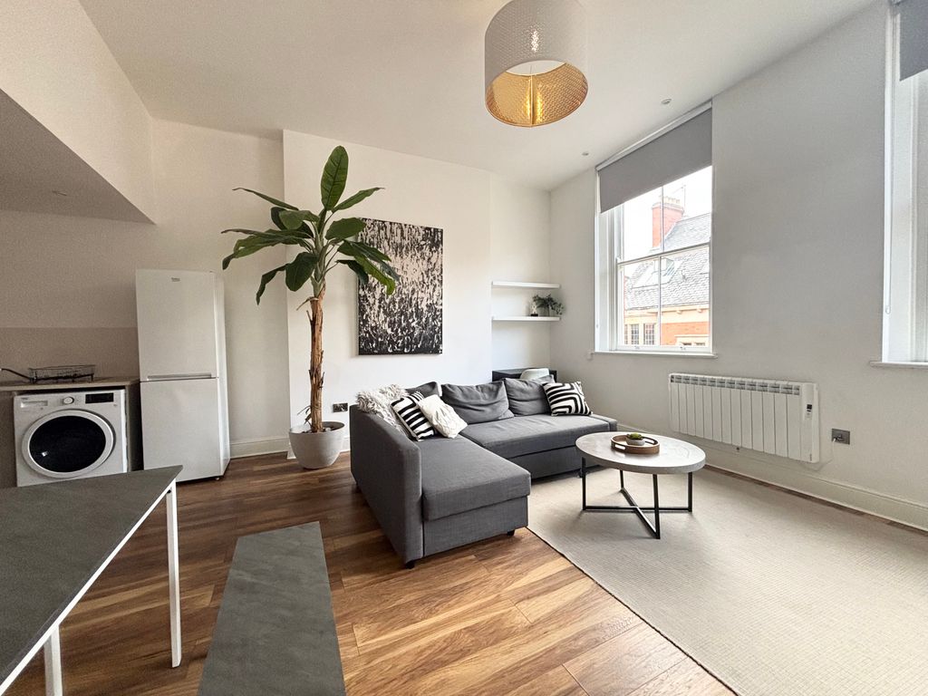 Property photo 1 of 4