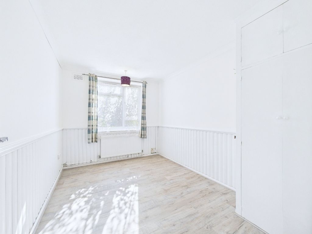 Property photo 3 of 12 1634245