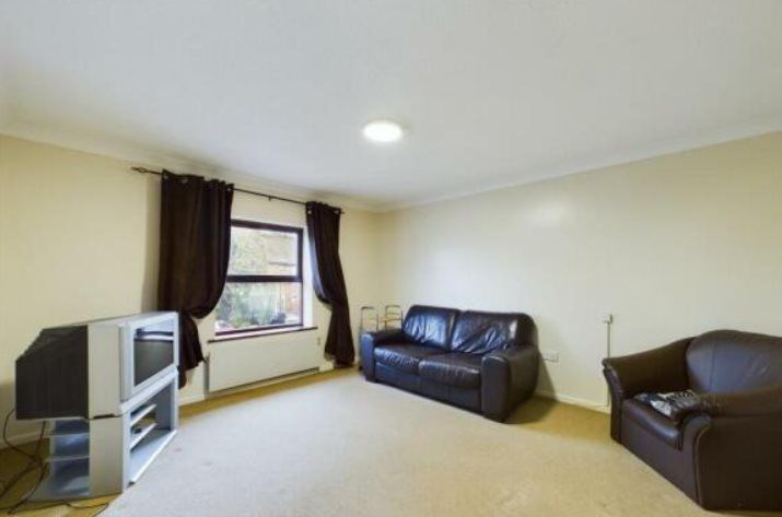 Property photo 2 of 8 Living Room