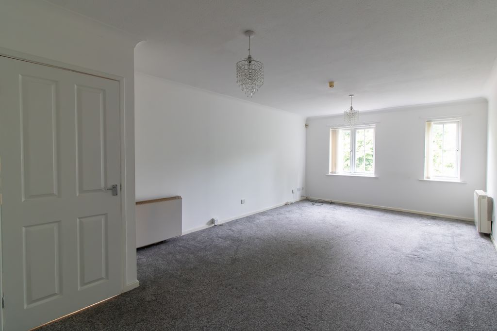 Property photo 3 of 11 Image 2