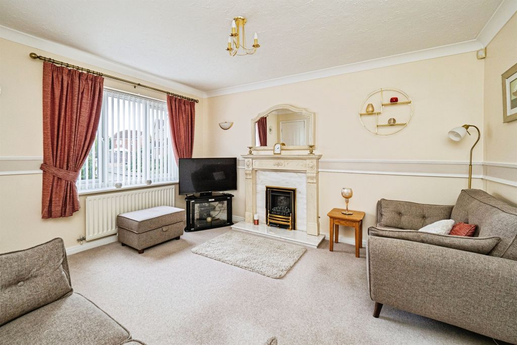 Property photo 2 of 19