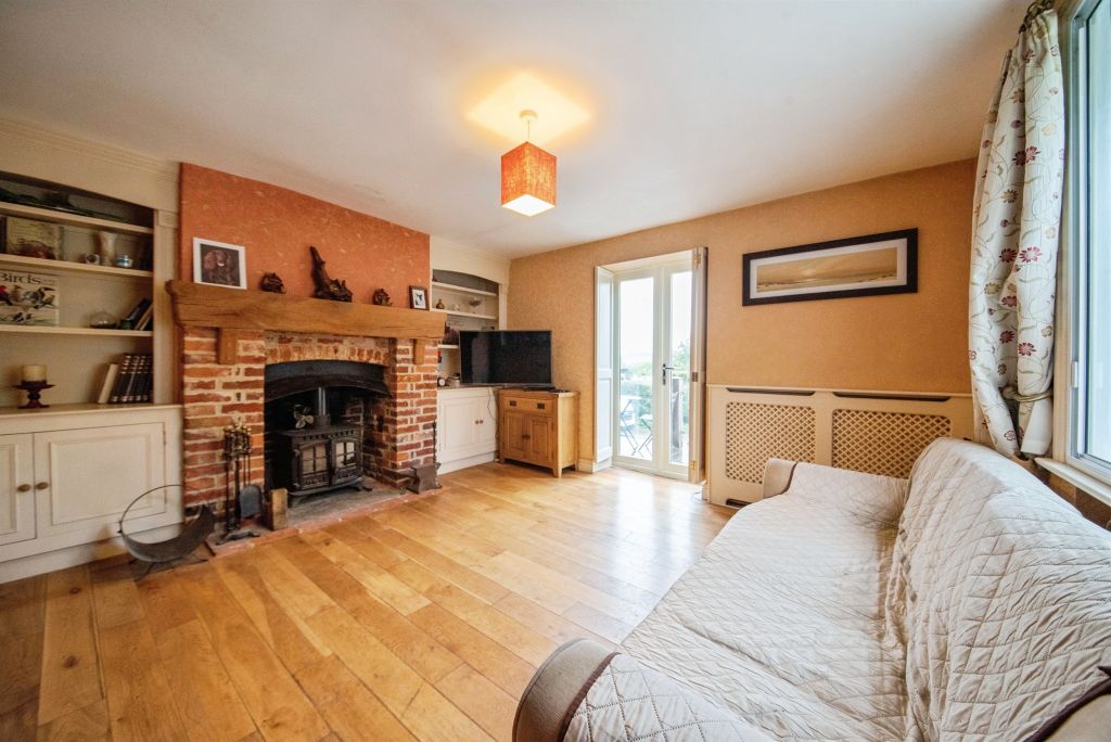 Property photo 3 of 14