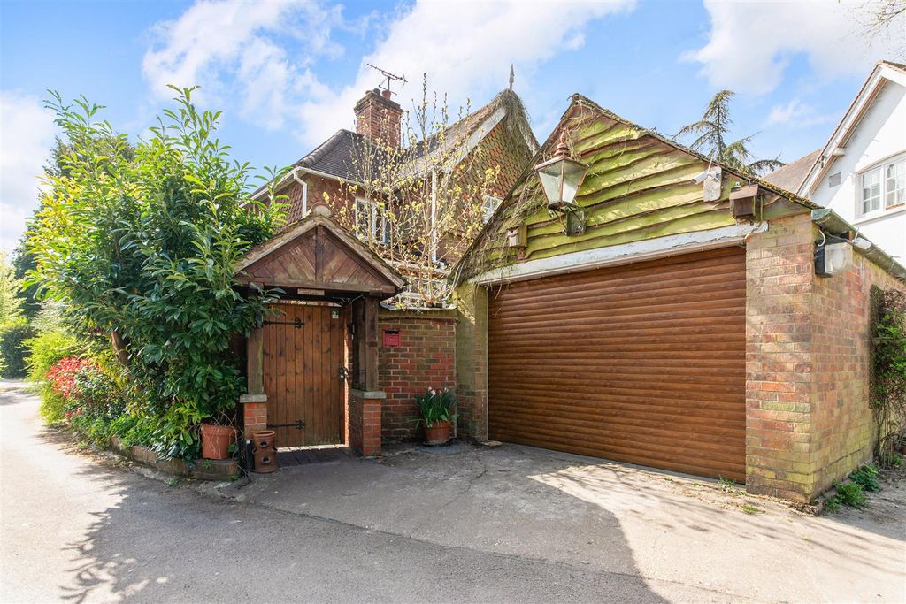 Property photo 1 of 27 Saddlecombe Cottage  (25).Jpg