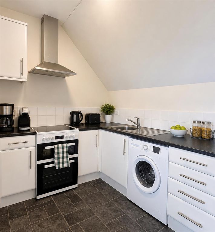 Property photo 3 of 6 Kitchen.Png