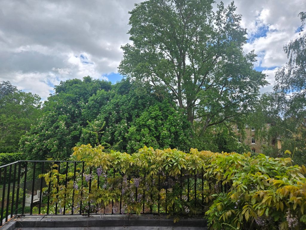 Additional image 5 of 4 bed end terrace house for salePark Town, Oxford OX2