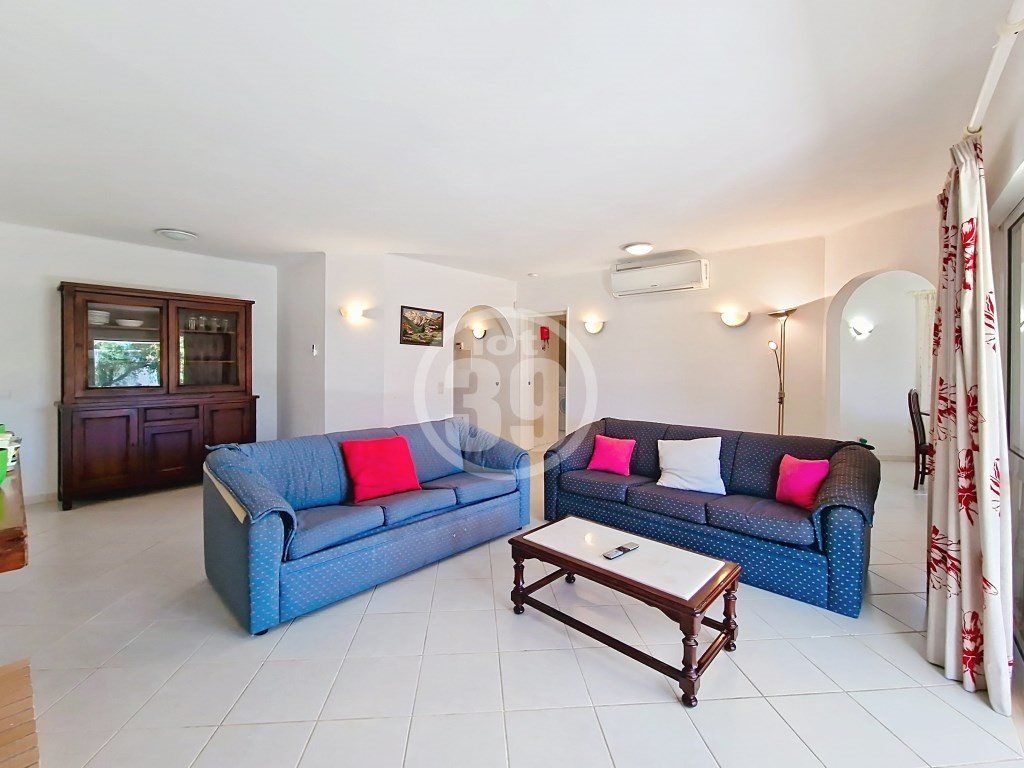 Property photo 2 of 46