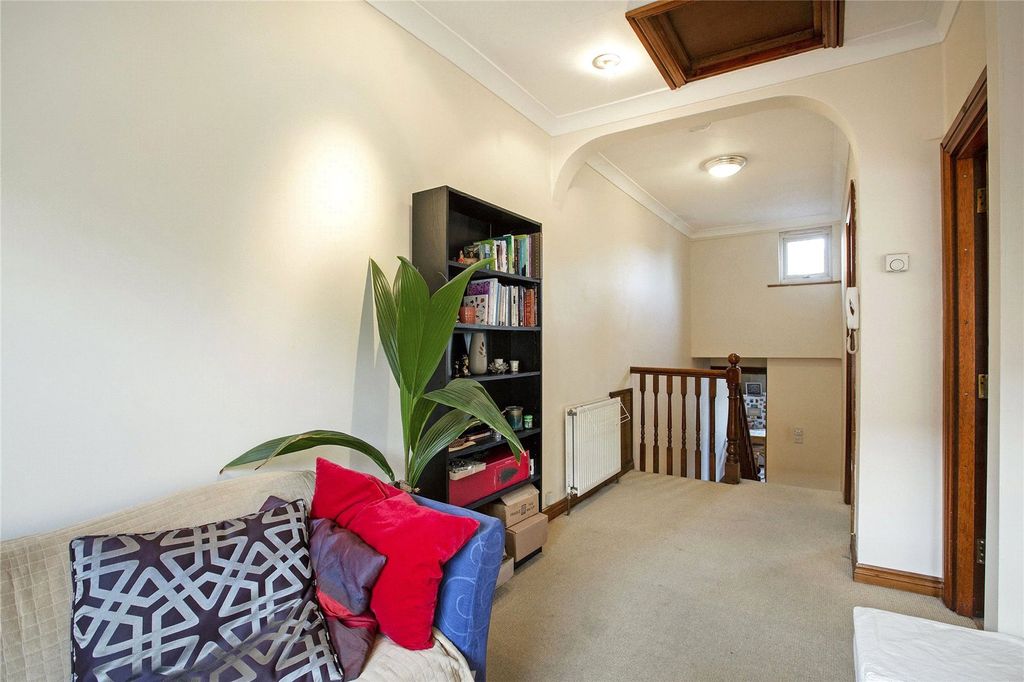 Property photo 2 of 8 Picture No. 04