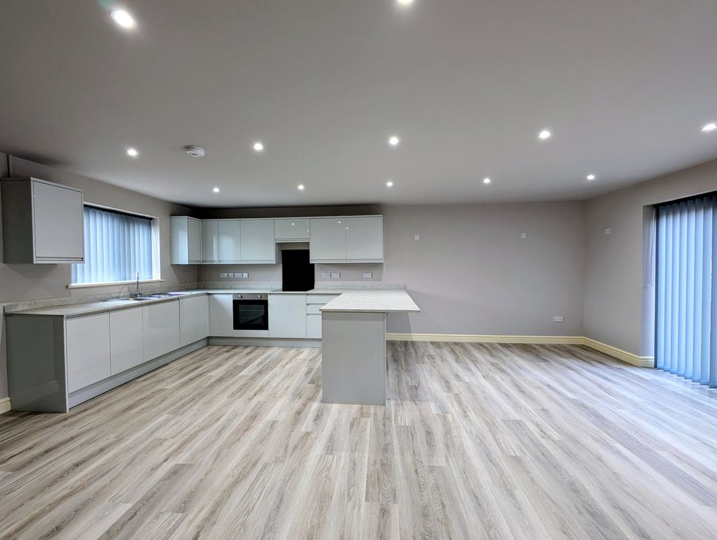 Property photo 3 of 8 View