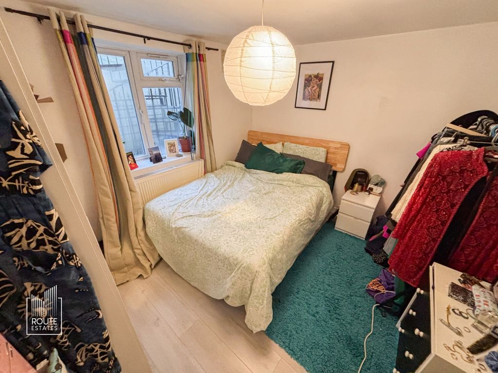 Property photo 2 of 8 Photo 8