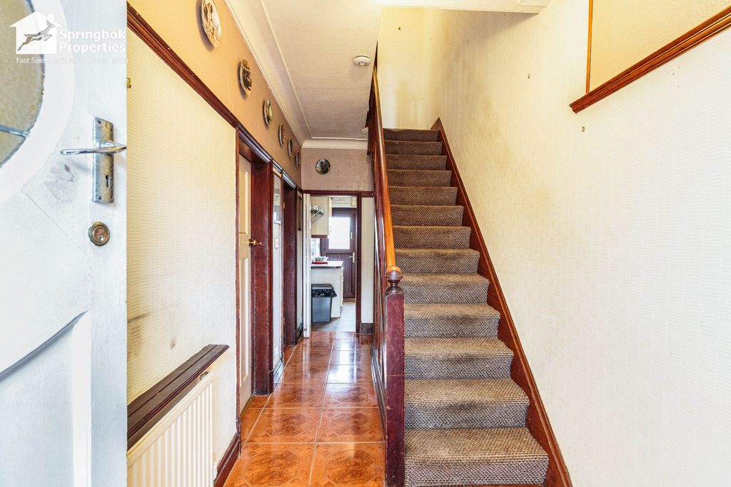 Property photo 2 of 16 Image 1