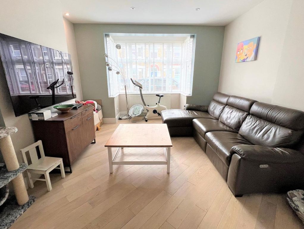 Property photo 1 of 7 Picture No. 07